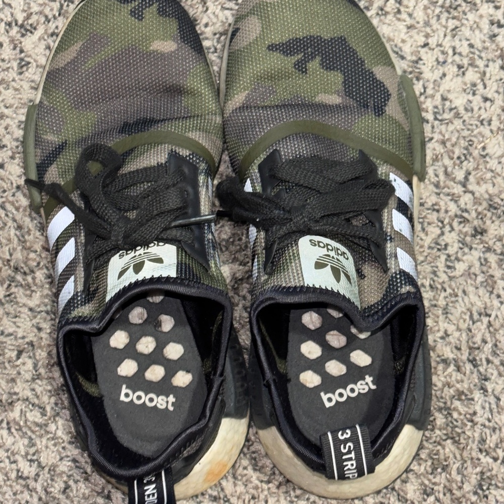 WW WELL WORN ADIDAS WOMENS ATHLETIC WEAR SHOES